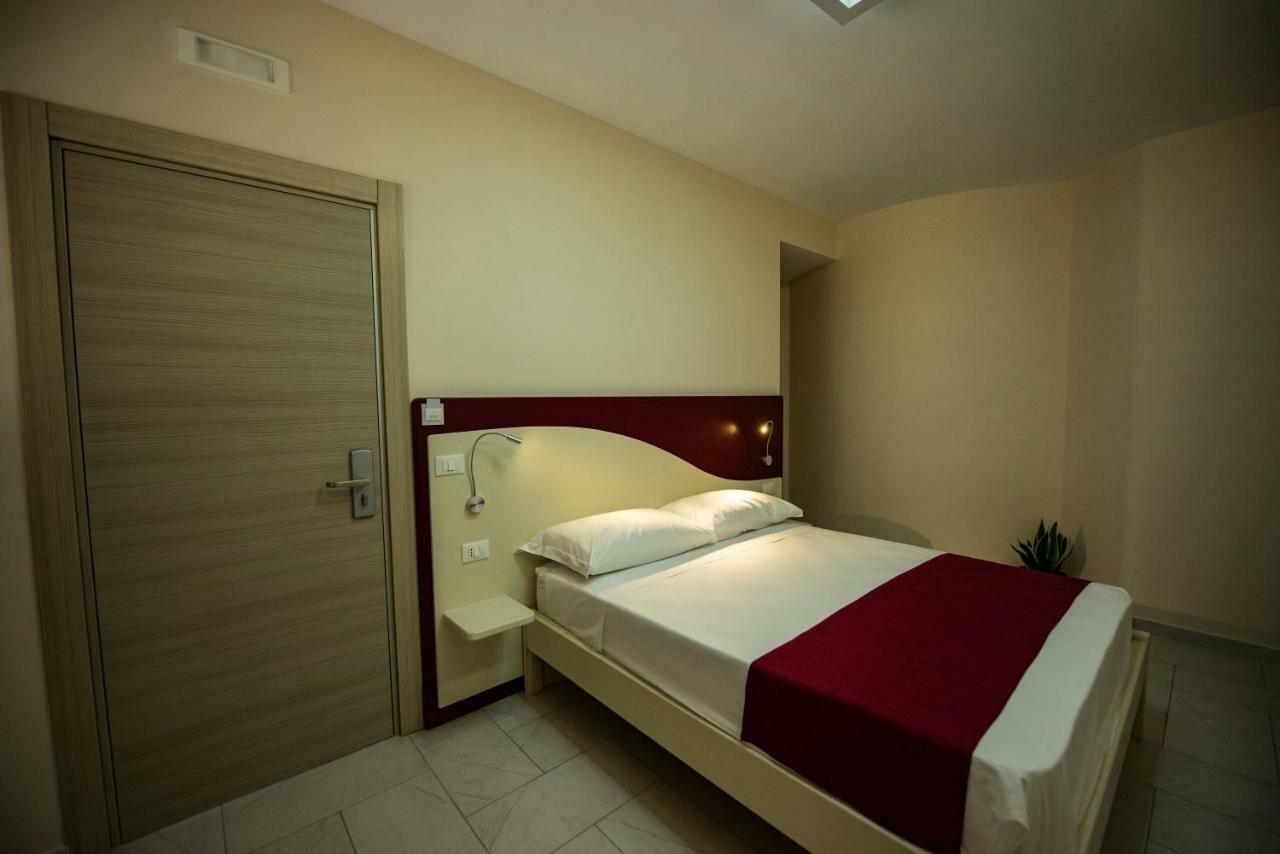 Aether Suites Tropea - Free Private Parking Exteriör bild