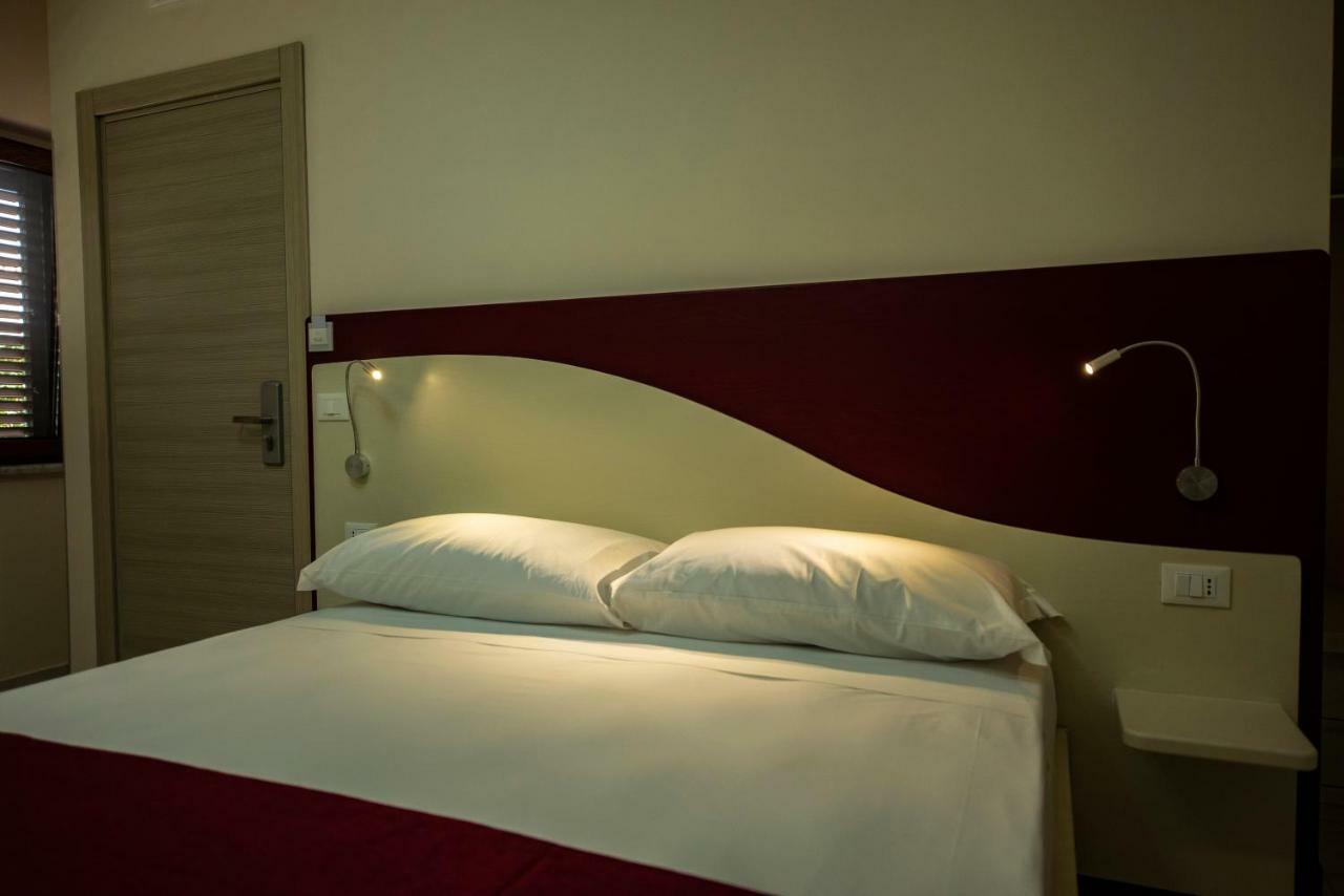 Aether Suites Tropea - Free Private Parking Exteriör bild
