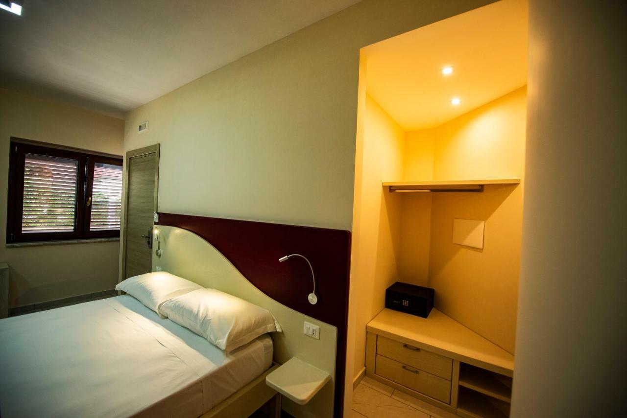 Aether Suites Tropea - Free Private Parking Exteriör bild