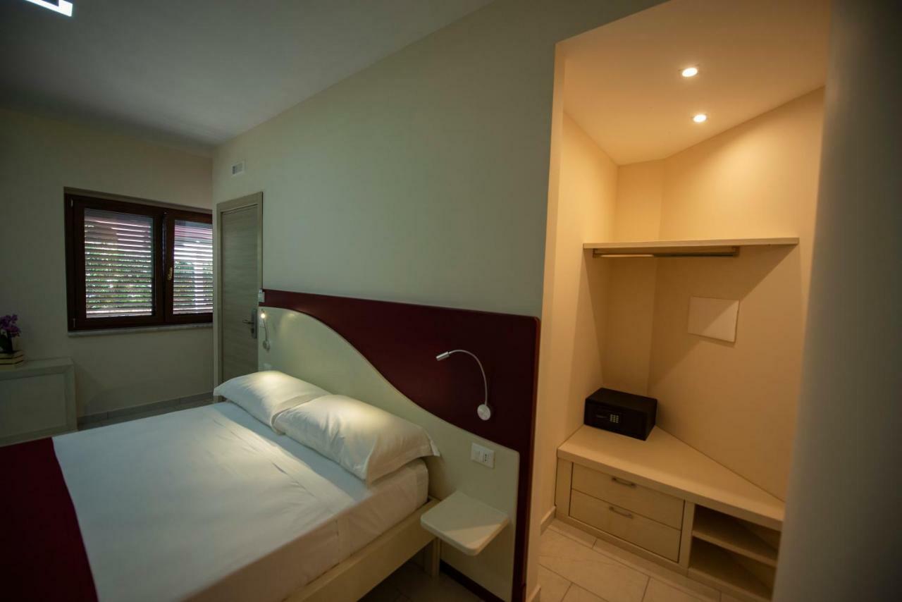 Aether Suites Tropea - Free Private Parking Exteriör bild