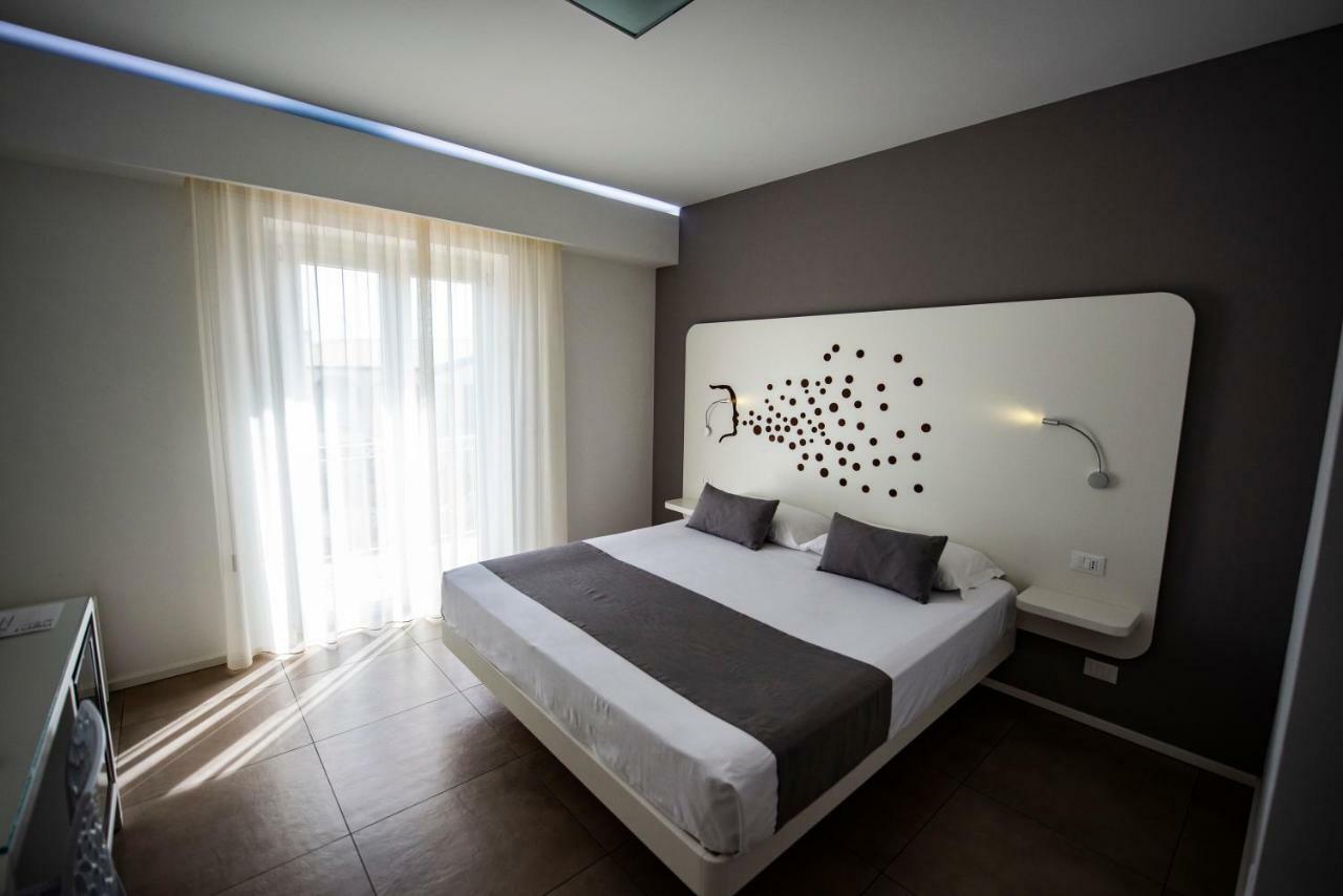 Aether Suites Tropea - Free Private Parking Exteriör bild